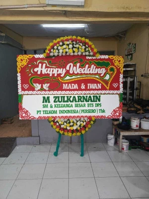Papan Bunga di Samong Ulujami